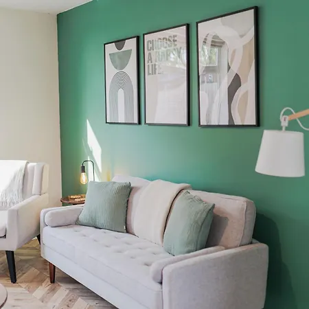 South Avenue * Redcar