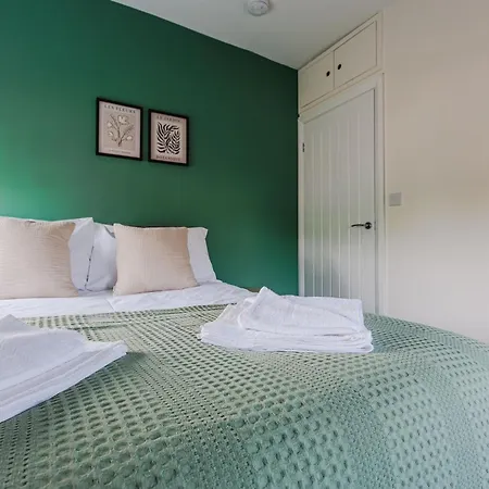 South Avenue レッドカー